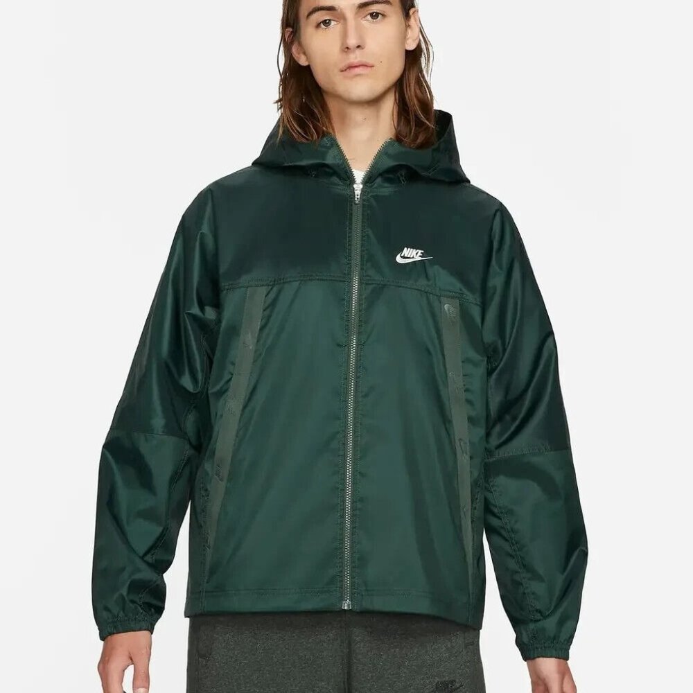 Nike Sportswear Revival Lightweight Woven Jacket Size XL Loose Fit DC6977-337